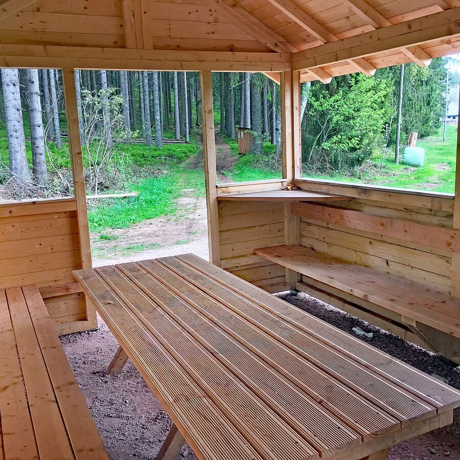 Falken Gestraenkestation Auerhahnweg 2